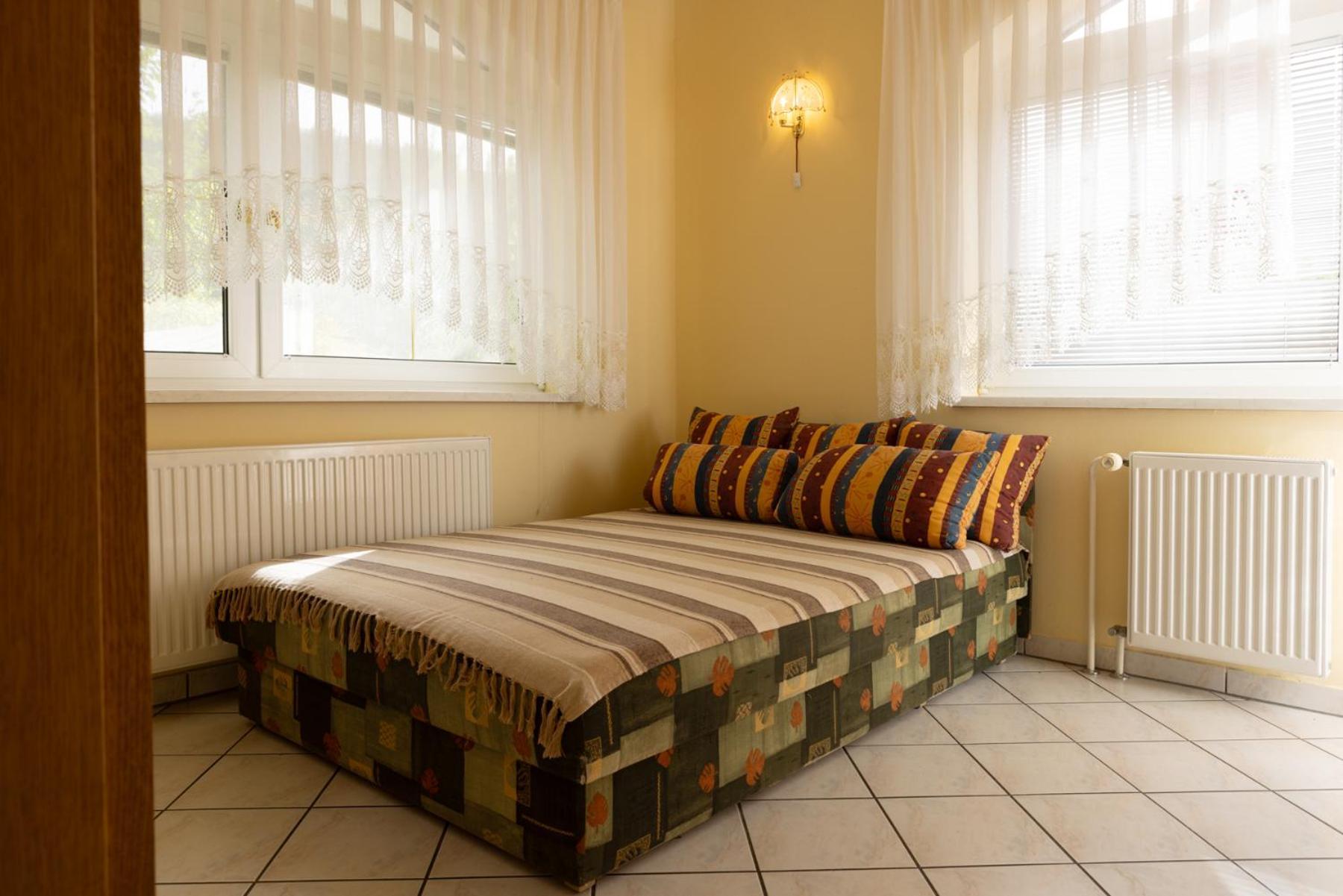 Gostisce Pri Dveh Petelinih Hotell Bled Rom bilde